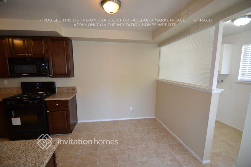 Building Photo - 10127 Foothill Blvd