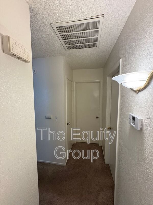 Building Photo - 2038 S Cain St