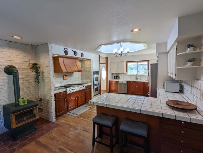 Building Photo - 2477 S Lompa Ln