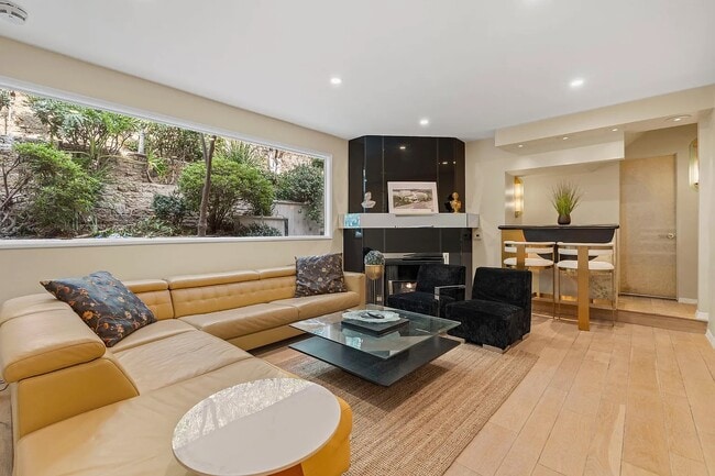 Building Photo - 9213 Warbler Way