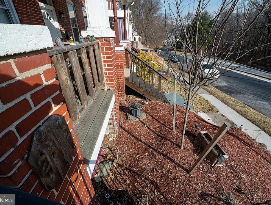 Building Photo - 2512 Druid Park Dr