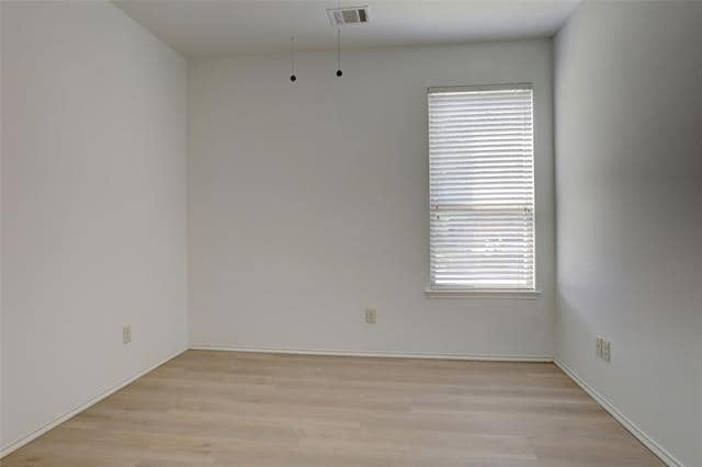 Building Photo - 432 Hideaway Rd