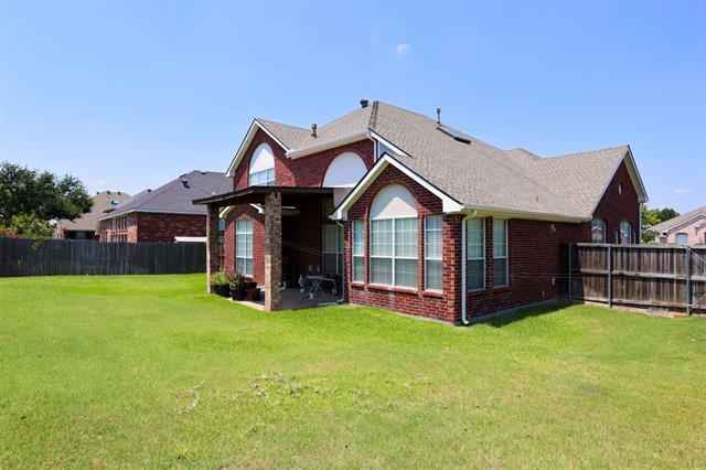 Building Photo - 5708 Sabetha Way