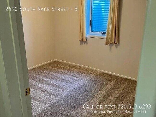 Building Photo - 2490 S Race St