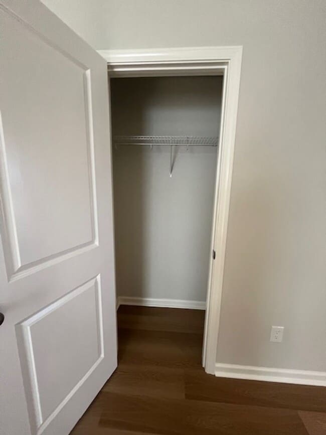 Building Photo - Cozy New-Build in Leland!