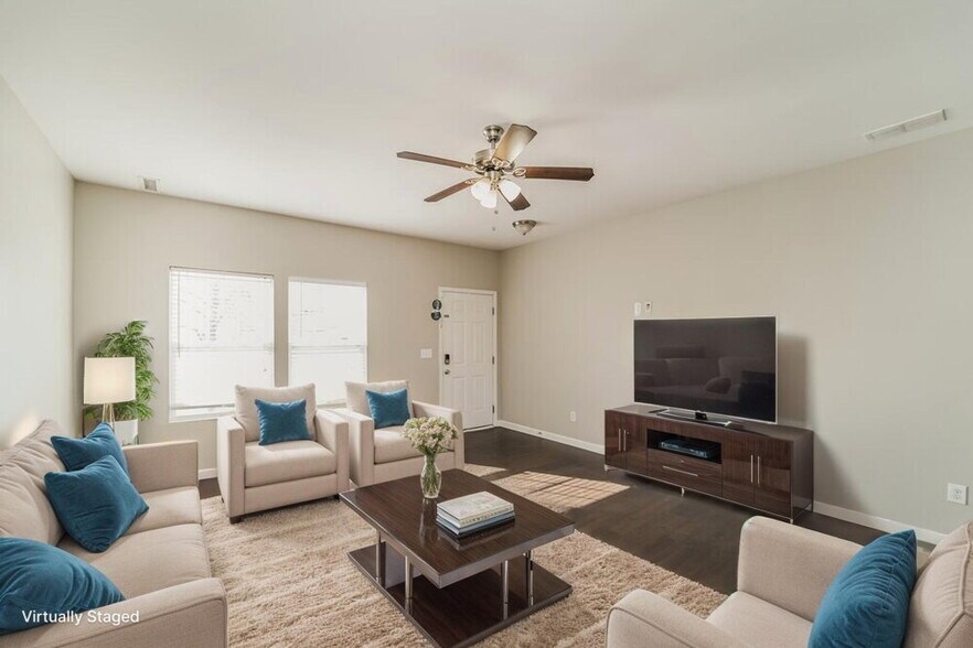 Building Photo - 4828 Abercromby St