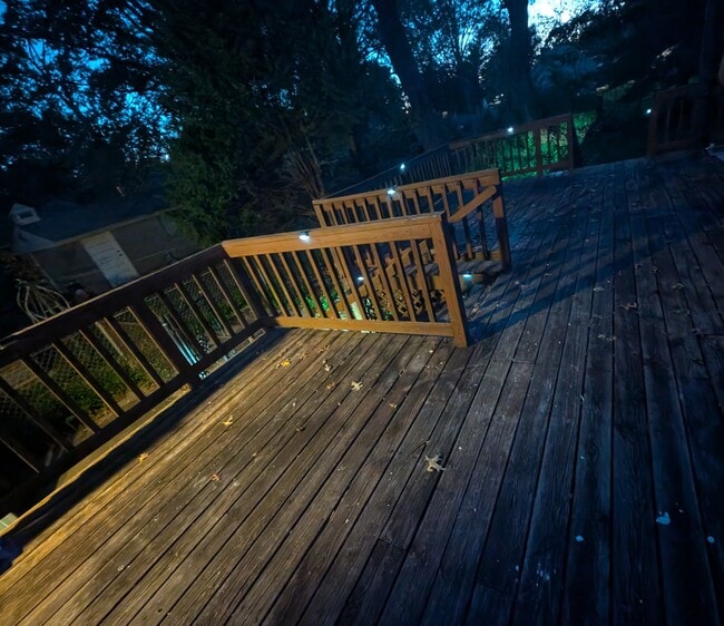 Building Photo - Rutland Ave