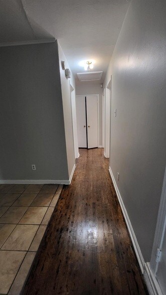 Building Photo - 4697 Grecco Dr