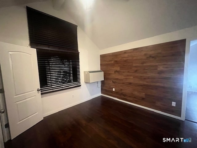 Building Photo - 1492 North Ave