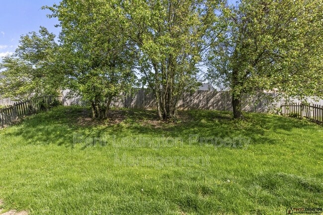 Building Photo - 3424 Promenade Dr