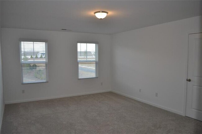 Building Photo - 5830 Flint Ln