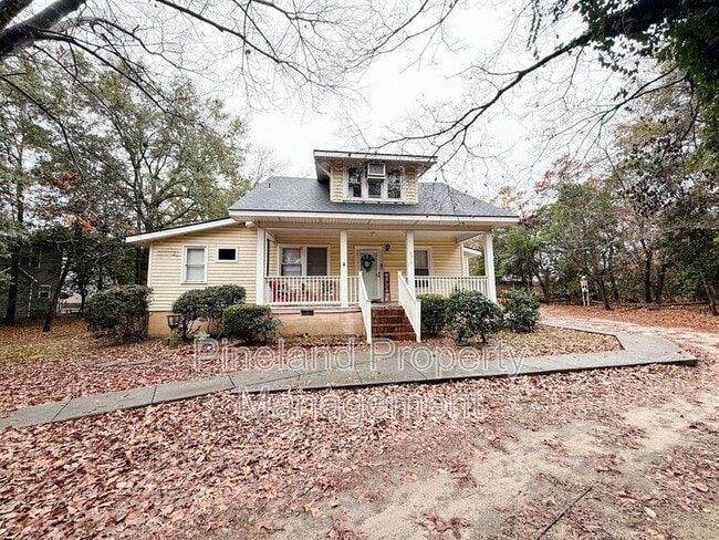 Primary Photo - 3410 Hill St