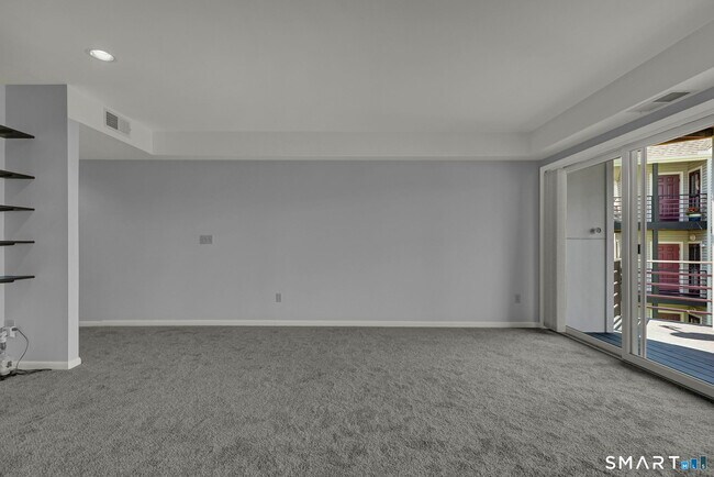 Building Photo - 1128 Windward Rd