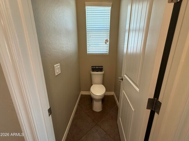 Building Photo - 4045 S Camellia Dr