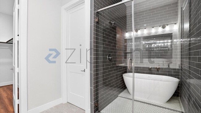 Building Photo - 4413 Anthony Ct Ln