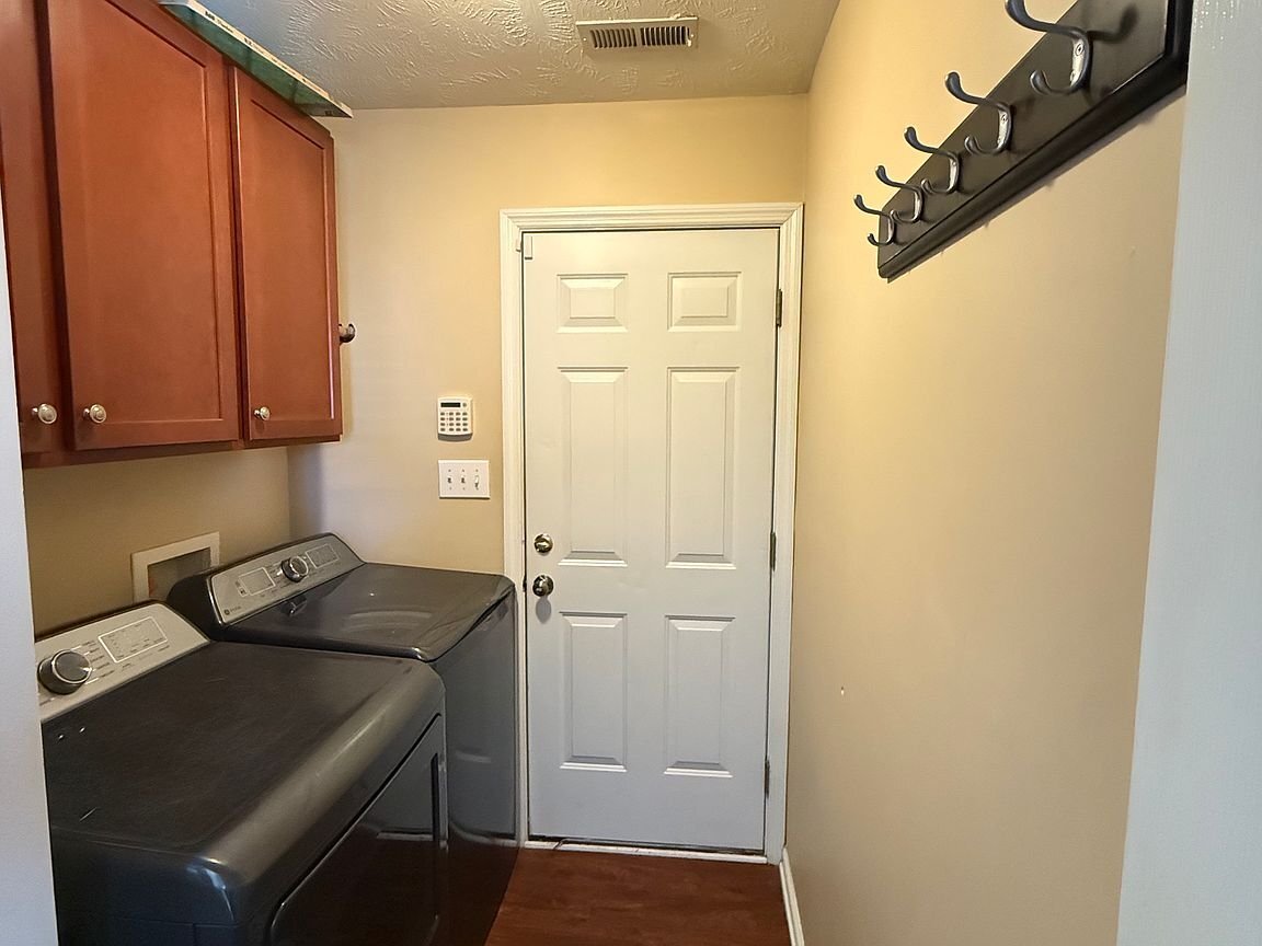 Building Photo - 559 Cypress Pond Dr
