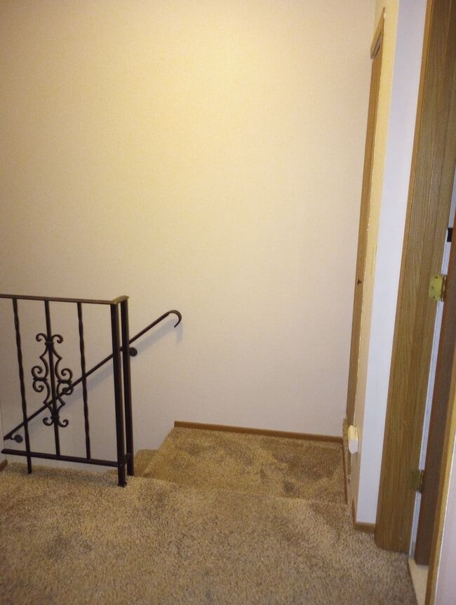 Building Photo - Two Bedroom Townhome