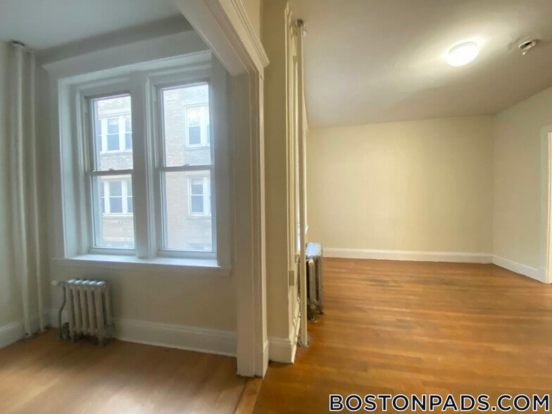 Building Photo - 1167 Boylston St