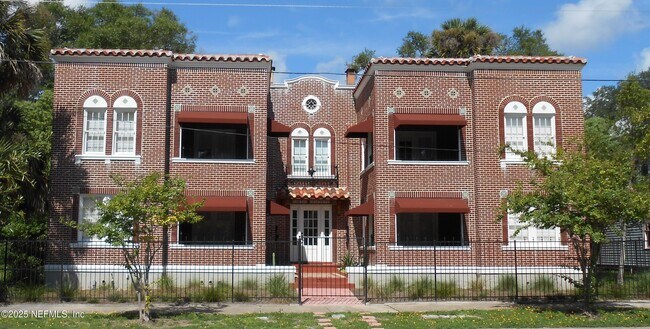 Primary Photo - 1310 N Laura St