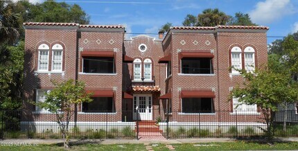 Building Photo - 1310 N Laura St