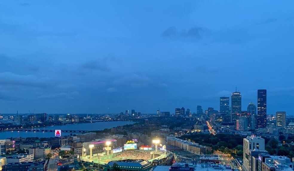 Building Photo - 188 Brookline Ave