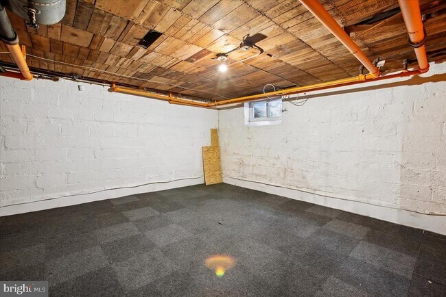 Building Photo - 4602 De Russey Pkwy