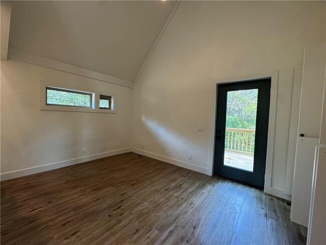 Building Photo - 1111 S Ray Ave