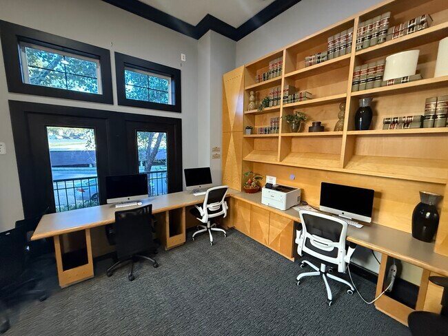 Building Photo - 11320 Aristotle Dr