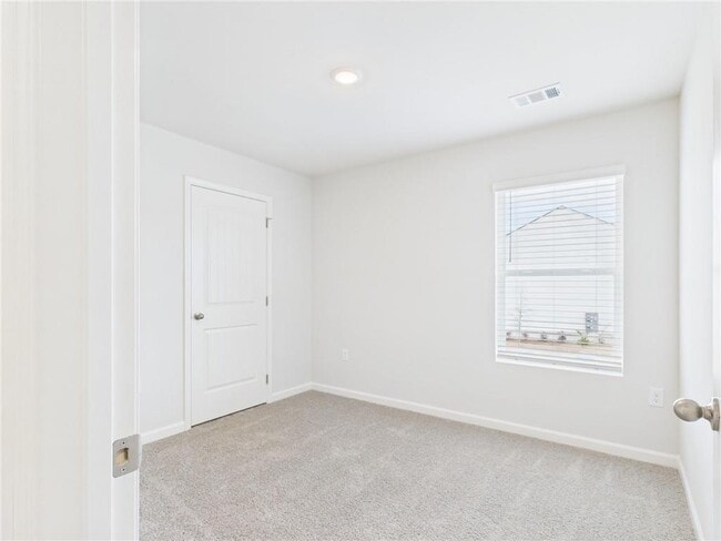 Building Photo - 2565 Poppy Ct