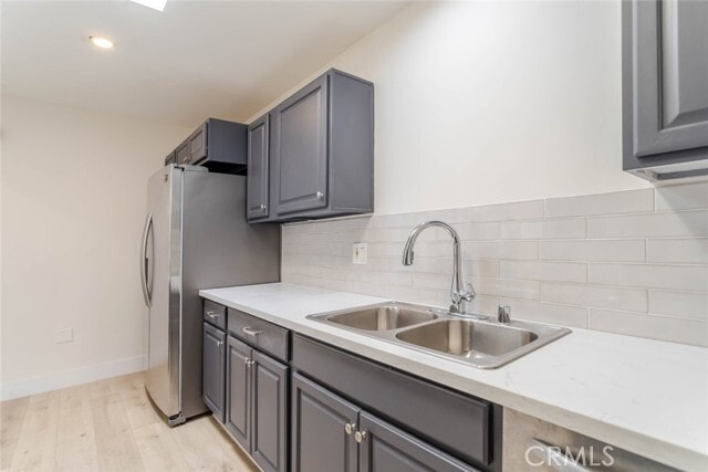 Building Photo - 20026 Kittridge St