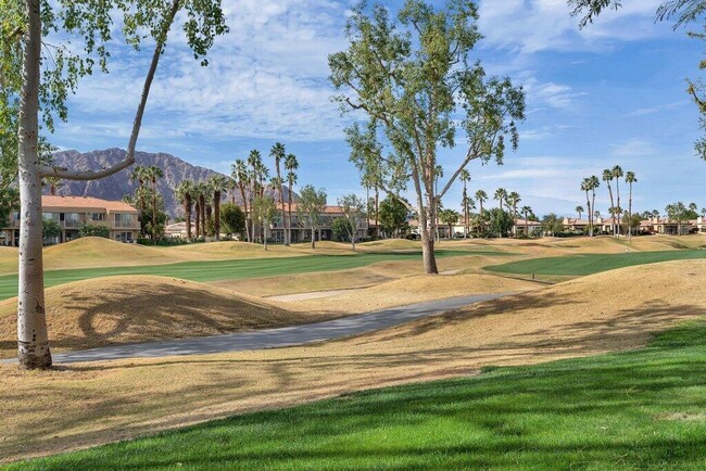 Building Photo - 55387 Winged Foot