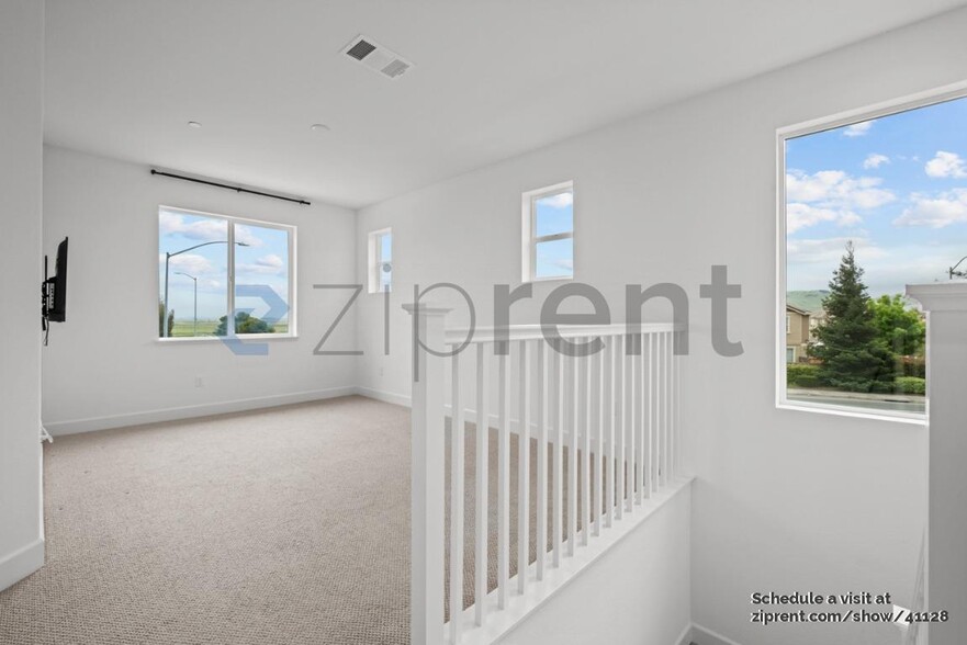Building Photo - 4776 Opus Cir