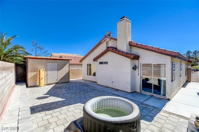 Building Photo - 7732 Parnell Ave