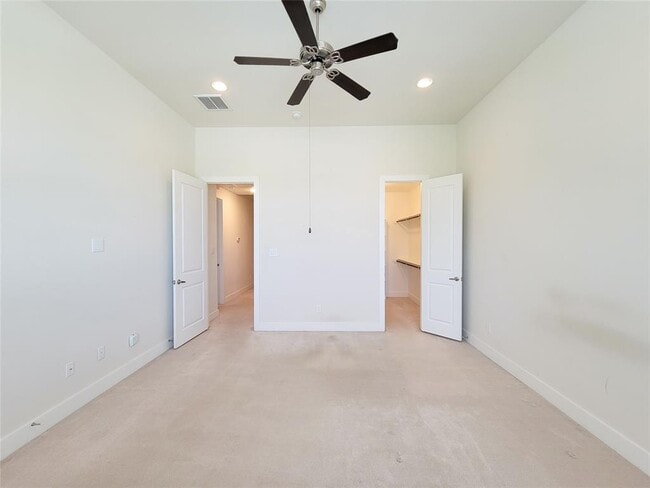 Building Photo - 1815 Crestdale Dr