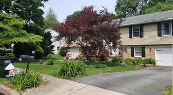 Building Photo - 36 Kendes Rd