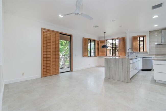 Building Photo - 2604 Center Ct Dr