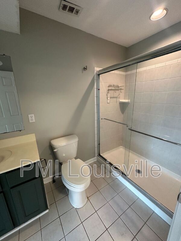 Building Photo - 4007 Mimosa View Dr