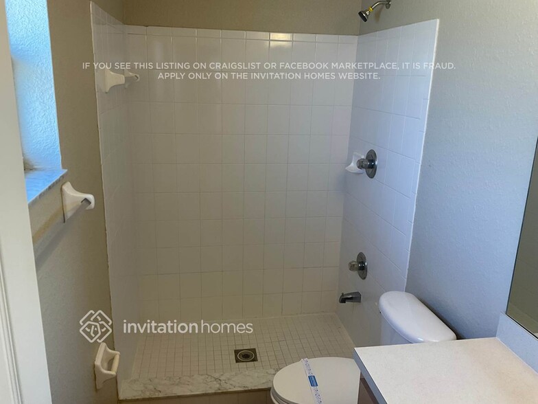 Building Photo - 5237 Snowy Heron Dr
