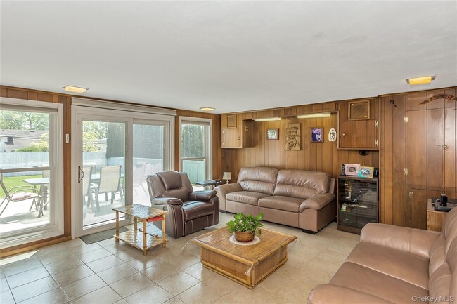 Building Photo - 76 Robby Ln