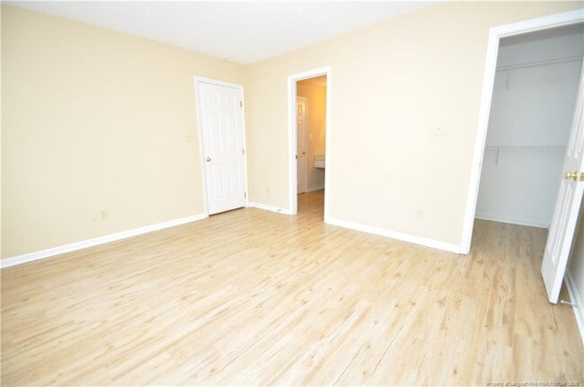 Building Photo - 1004 Oak Lake Ct