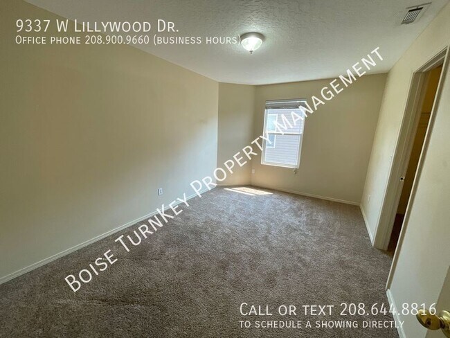 Building Photo - 9337 W Lillywood Dr