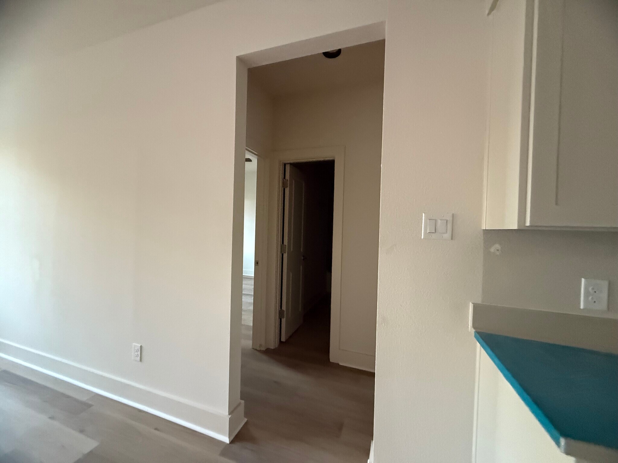 Building Photo - 106 Kirkland St