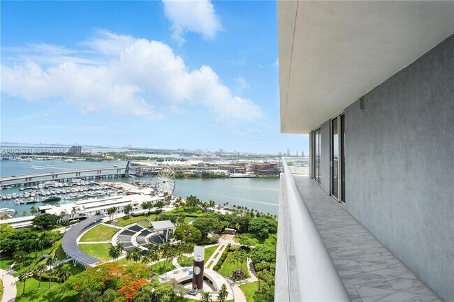 Building Photo - 50 Biscayne Blvd