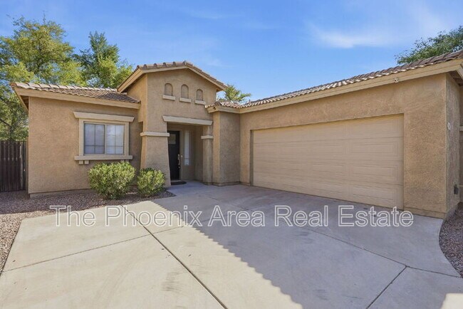 Building Photo - 554 E San Carlos Way