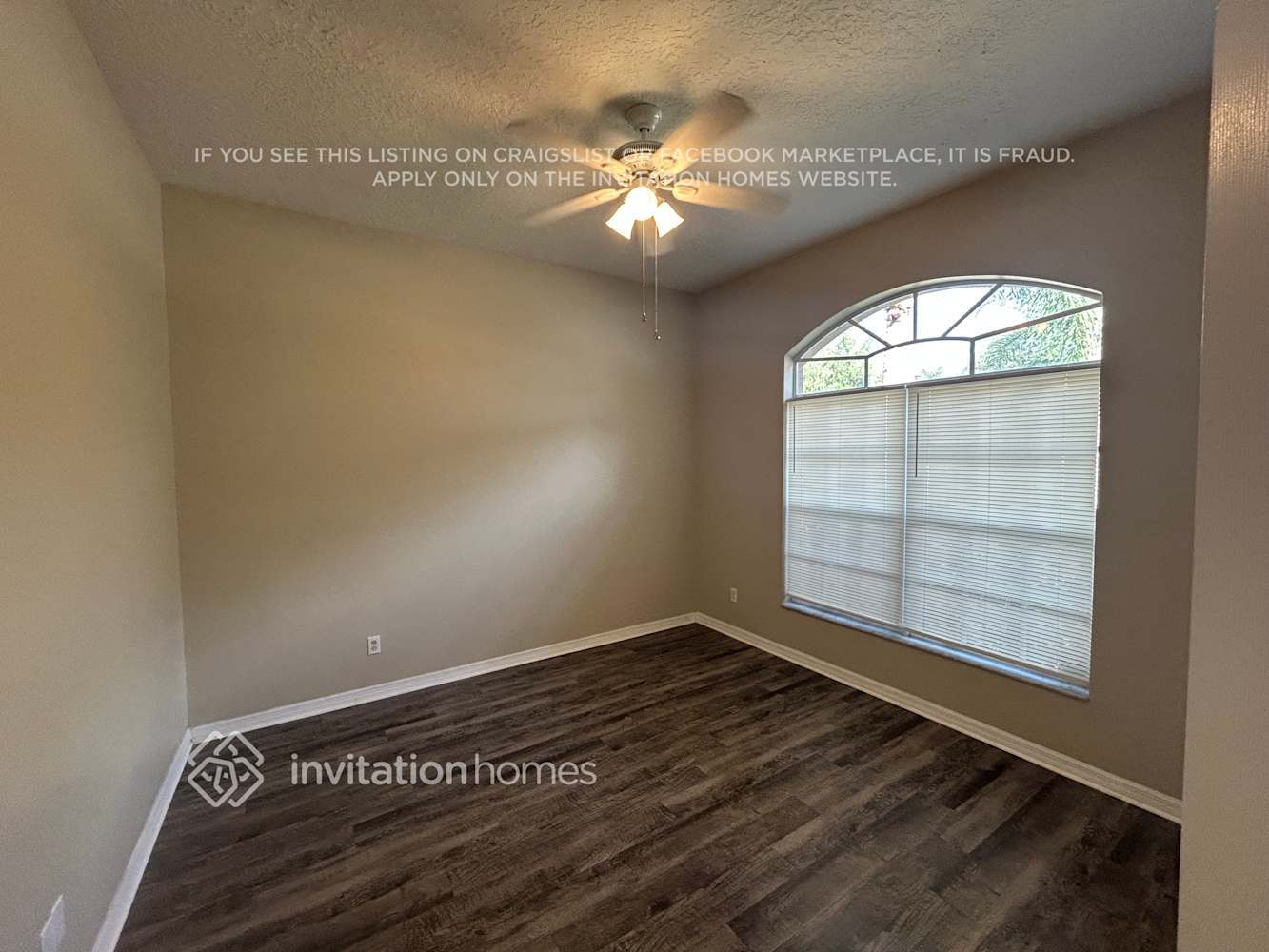 Building Photo - 1922 Raven Manor Dr