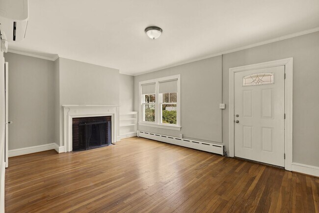 Building Photo - 1710 37th St NW