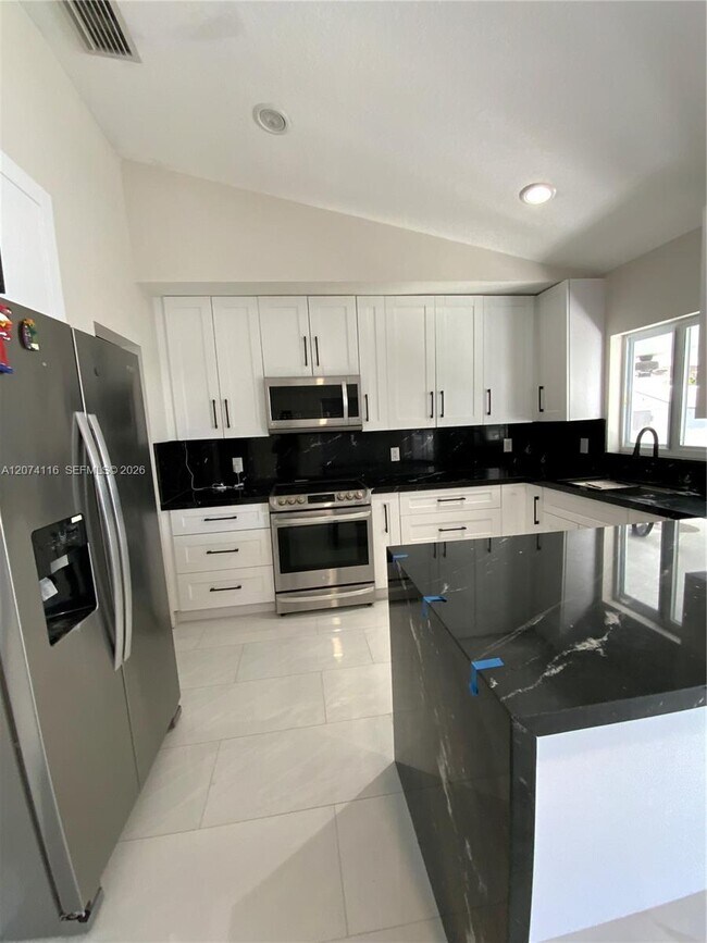 Building Photo - 30162 SW 159th Ave