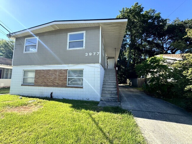 Primary Photo - 2BR / 1 BA Riverside Downstairs Apartment ...