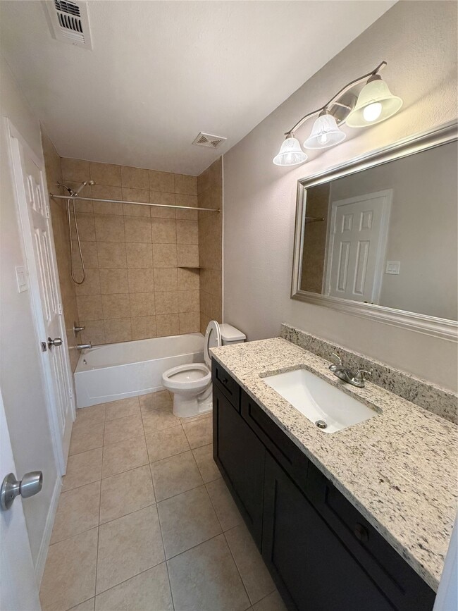 Building Photo - 12722 Yoshino Cherry St