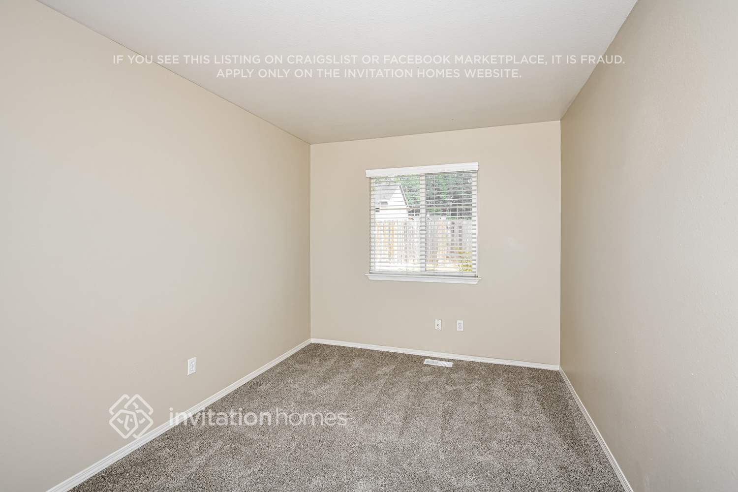 Building Photo - 20213 13th Ave Ct E